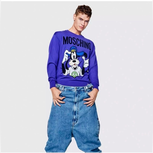 Moshchino X H&M Oversized Sweater - Picture 4 of 5